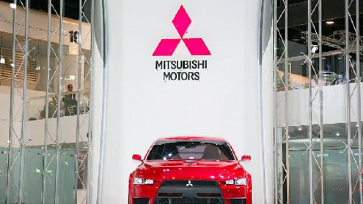 Мицубиси центр. Мицубиси Моторс. Надпись Митсубиши Моторс. Концерн Mitsubishi Motors. Автосалон Мицубиси Моторс.